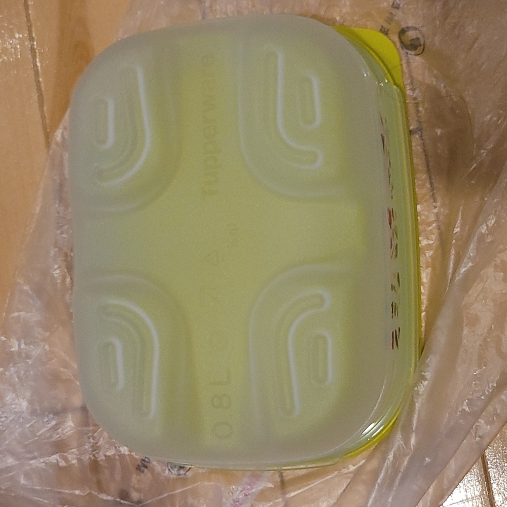 Tupperware Fridgesmart Small New - Picture 6 of 9